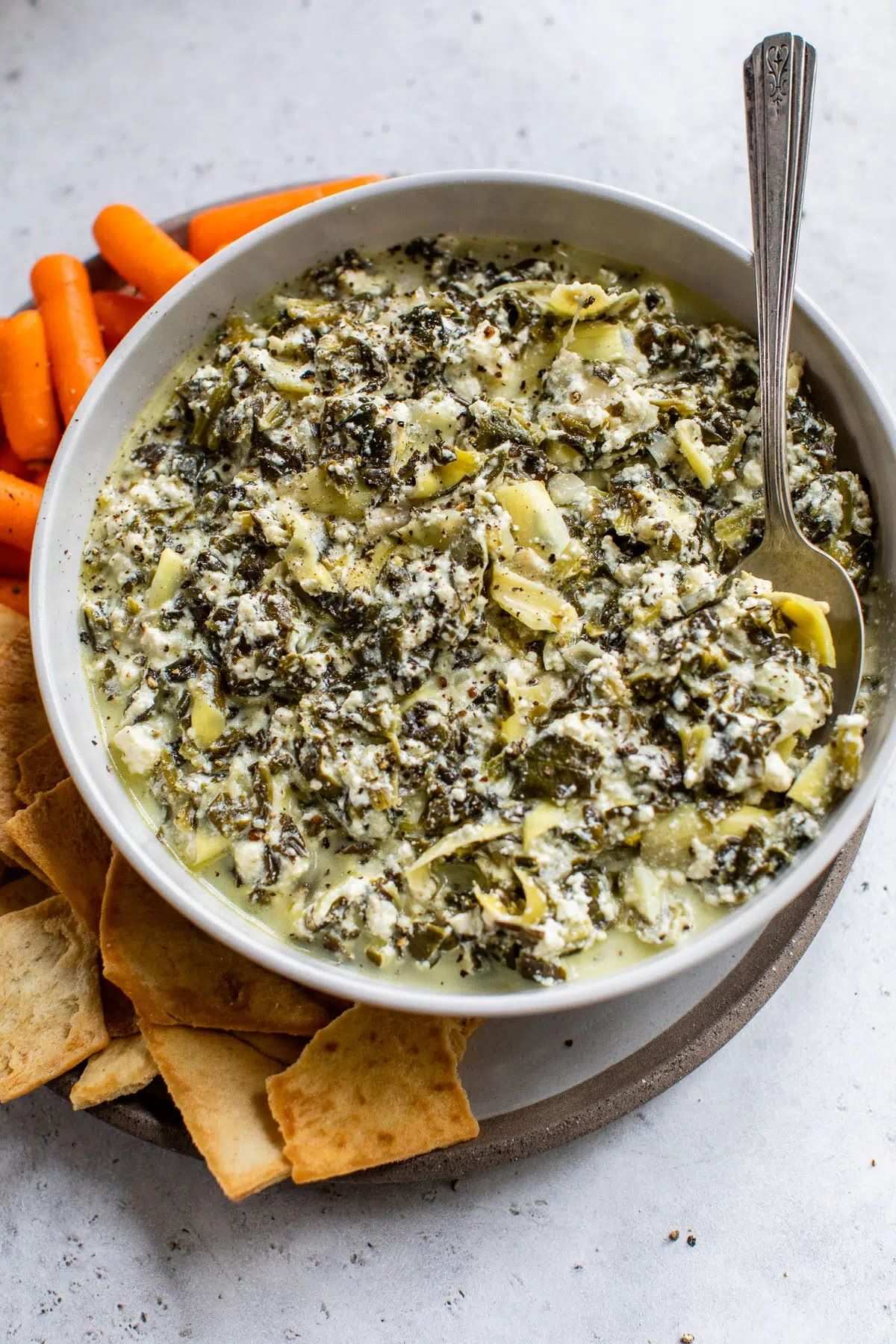 slow-cooker-spinach-artichoke-dip-recipe