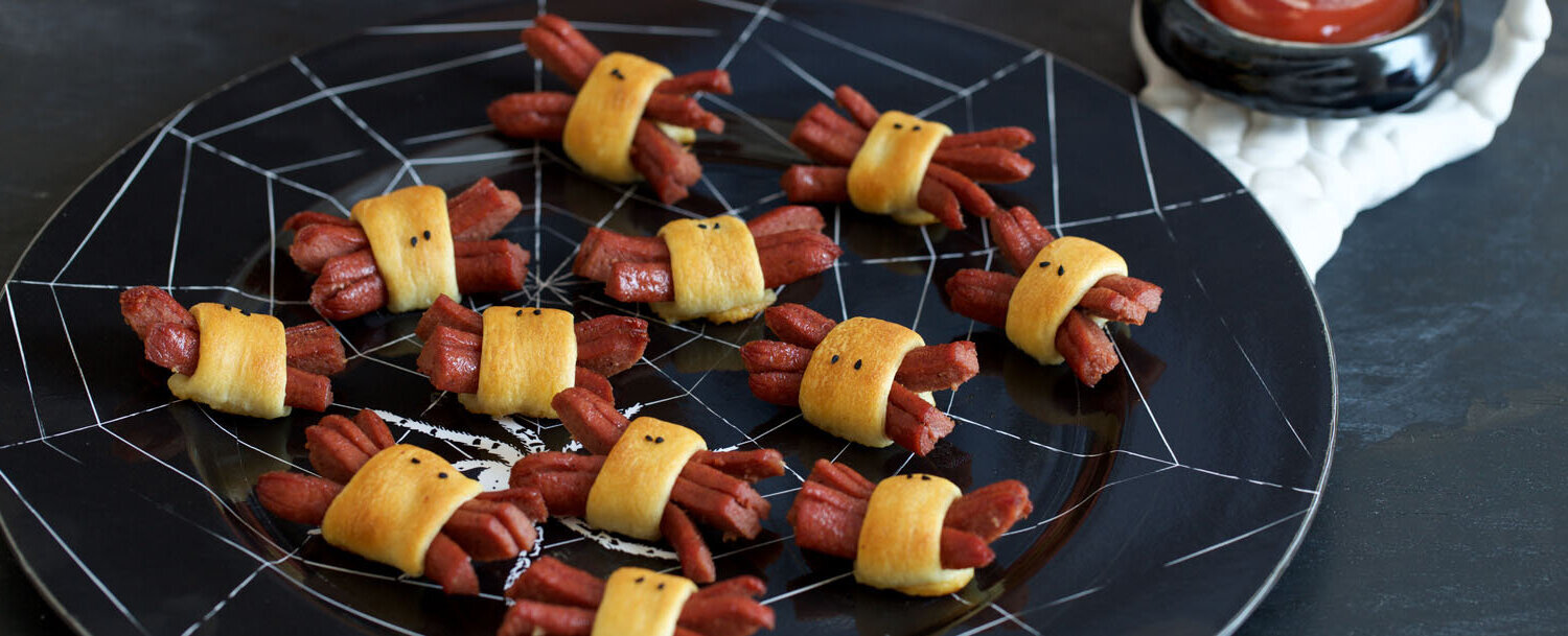 spooky-spider-halloween-hot-dogs-recipe