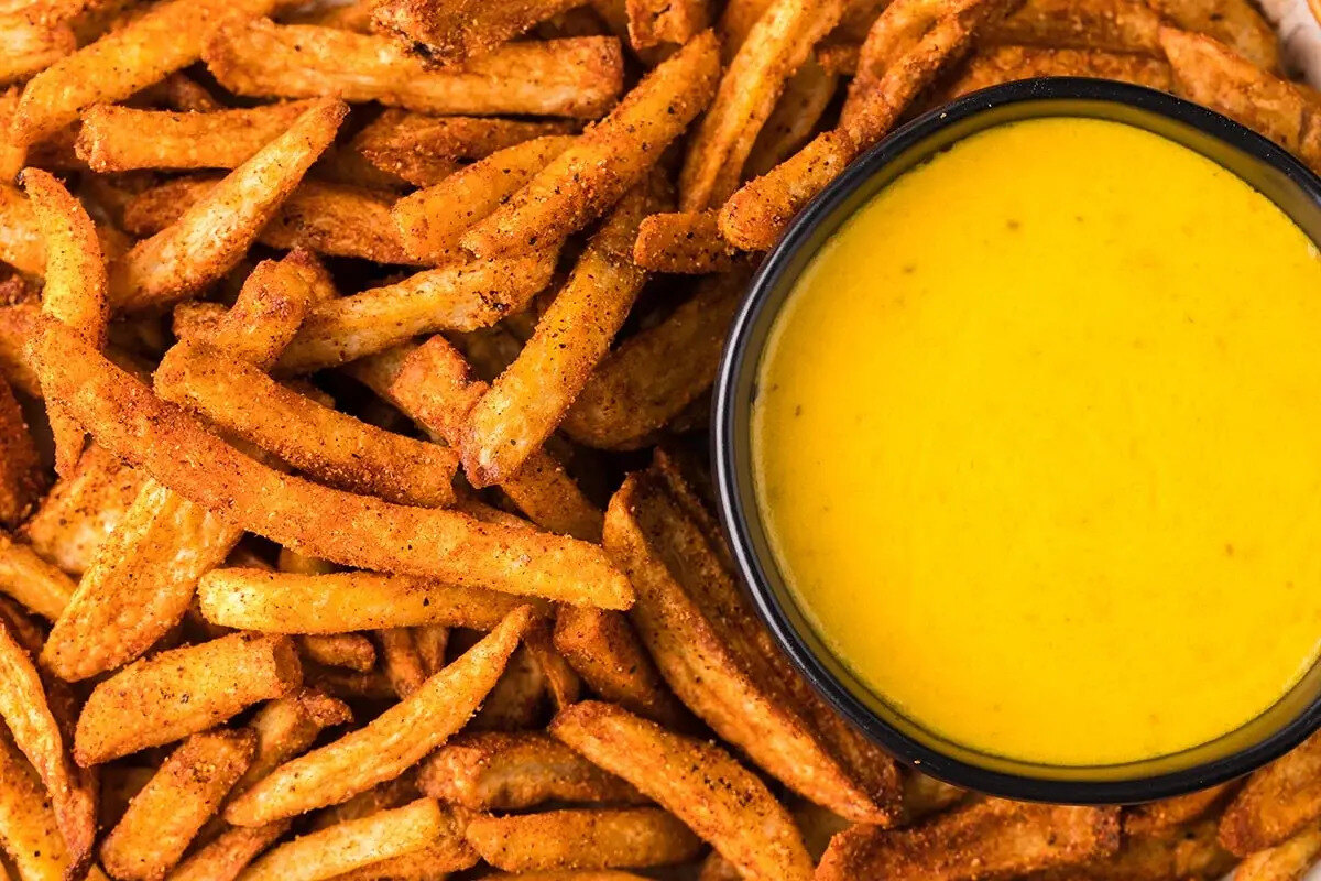 air-fryer-copycat-nacho-fries-recipe