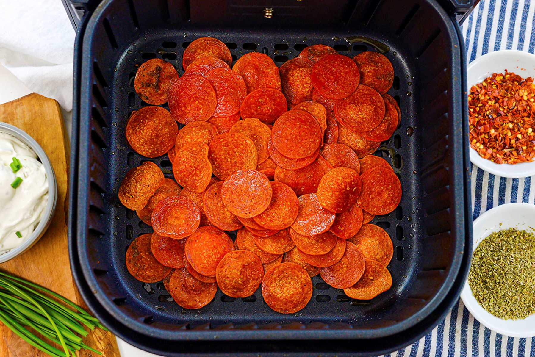 air-fryer-pepperoni-chips-recipe