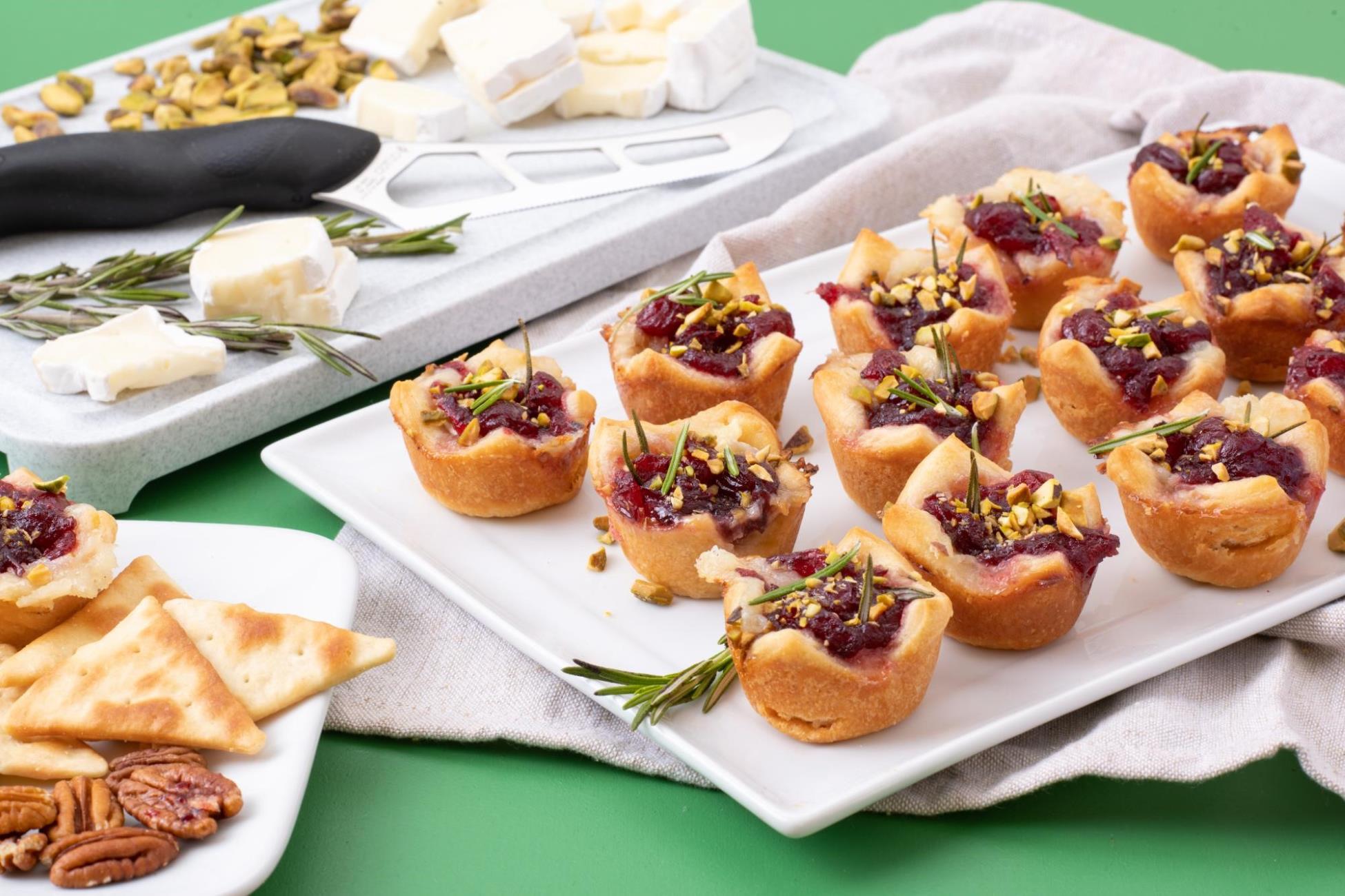 cranberry-brie-bites-recipe