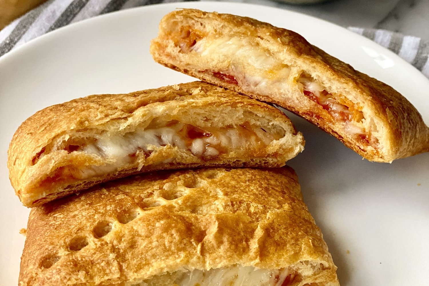 crescent-pizza-pockets-recipe