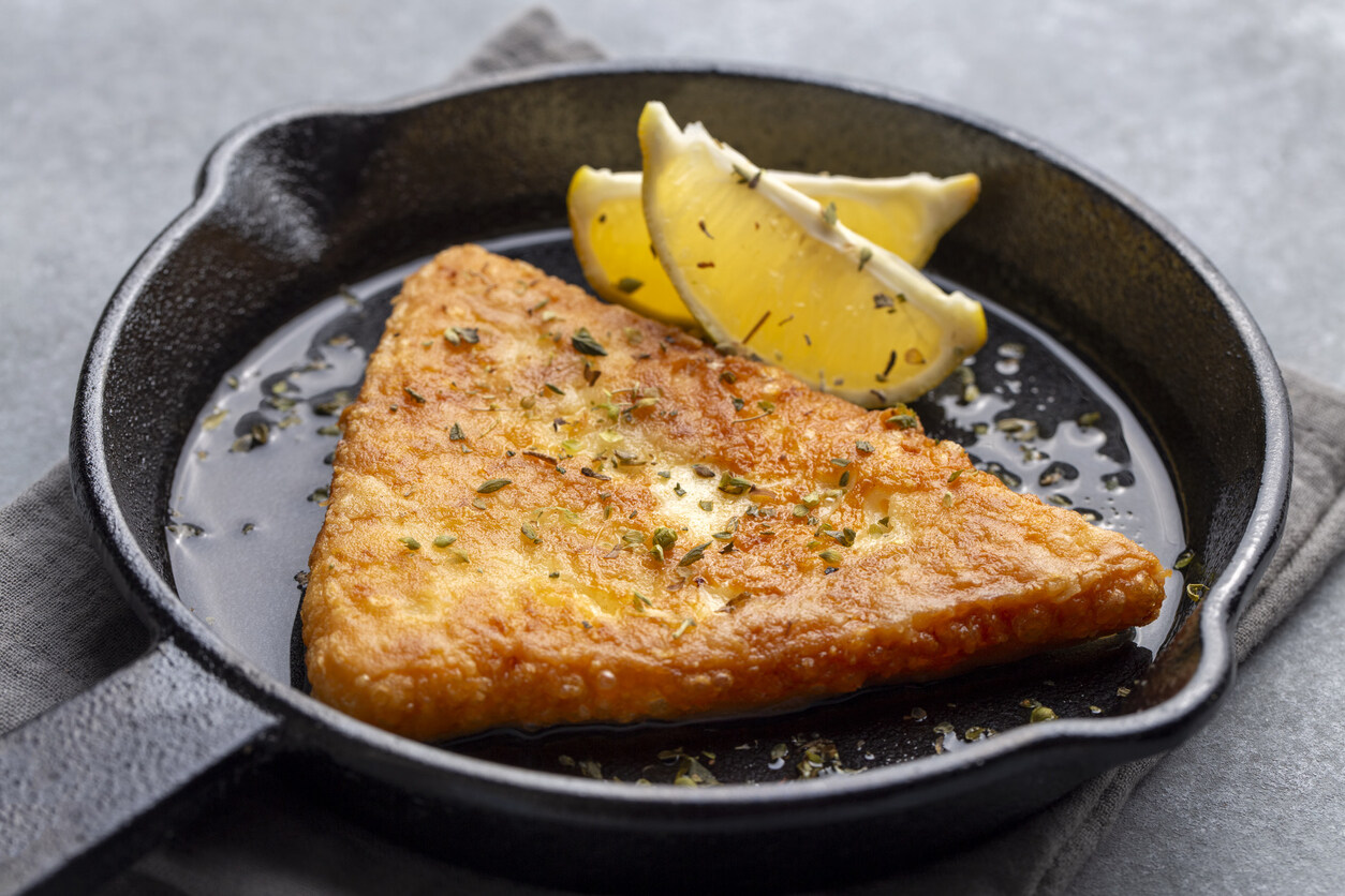 flaming-greek-cheese-saganaki-recipe