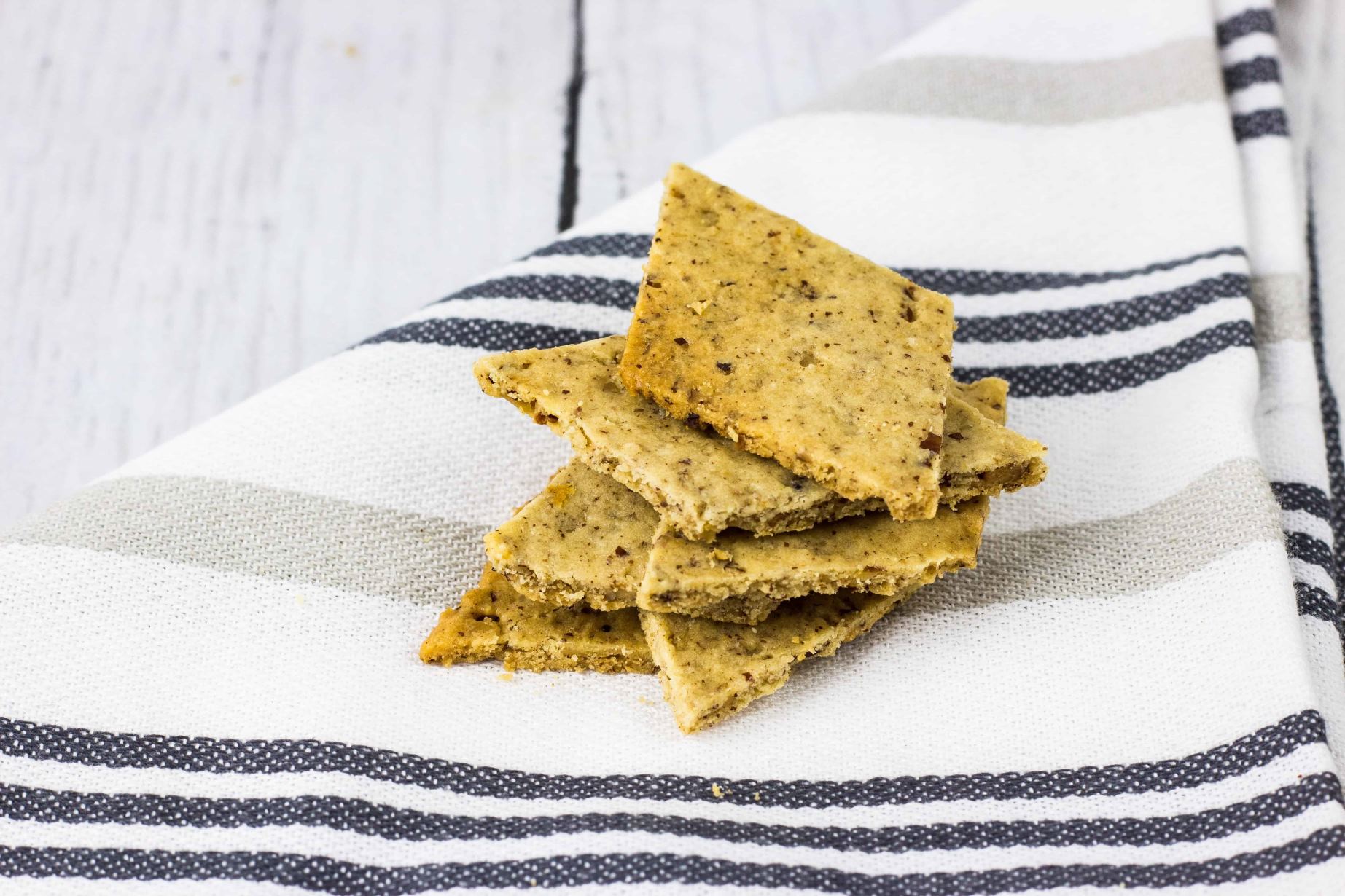 keto-crackers-recipe