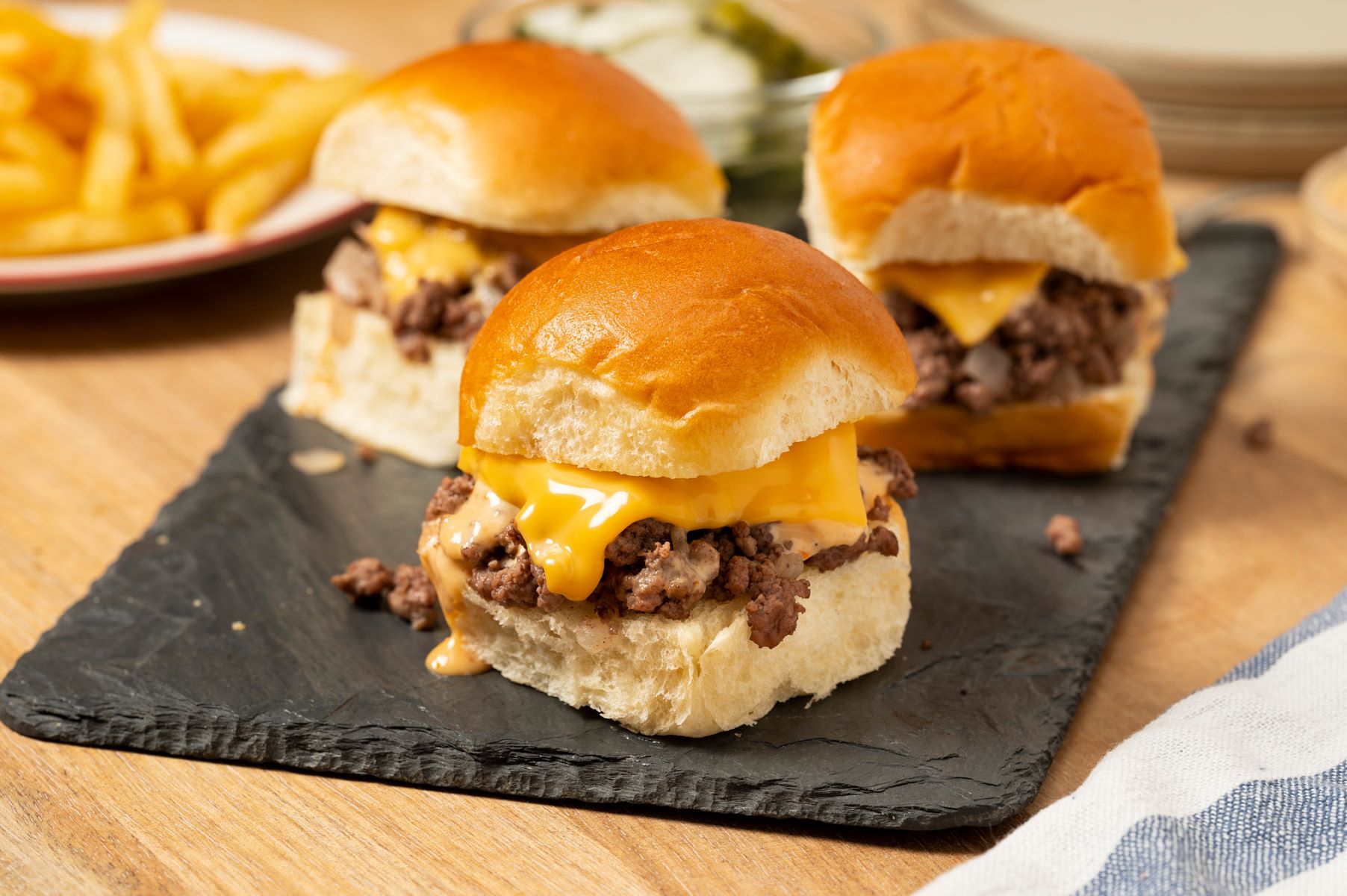 mini-cheeseburgers-recipe