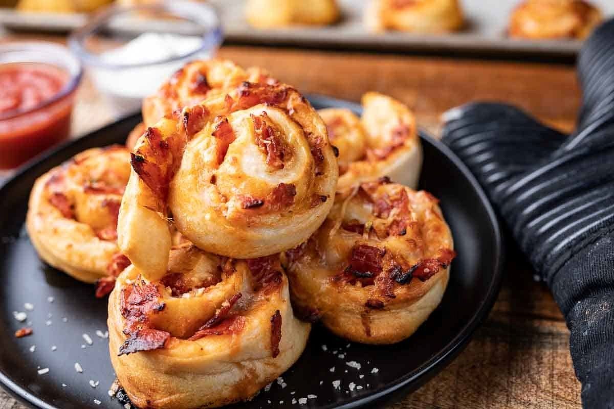 pepperoni-rolls-recipe