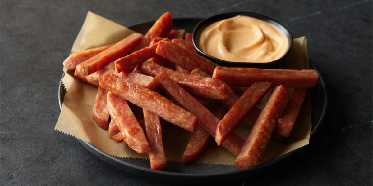 spam-fries-with-spicy-garlic-sriracha-dipping-sauce-recipe