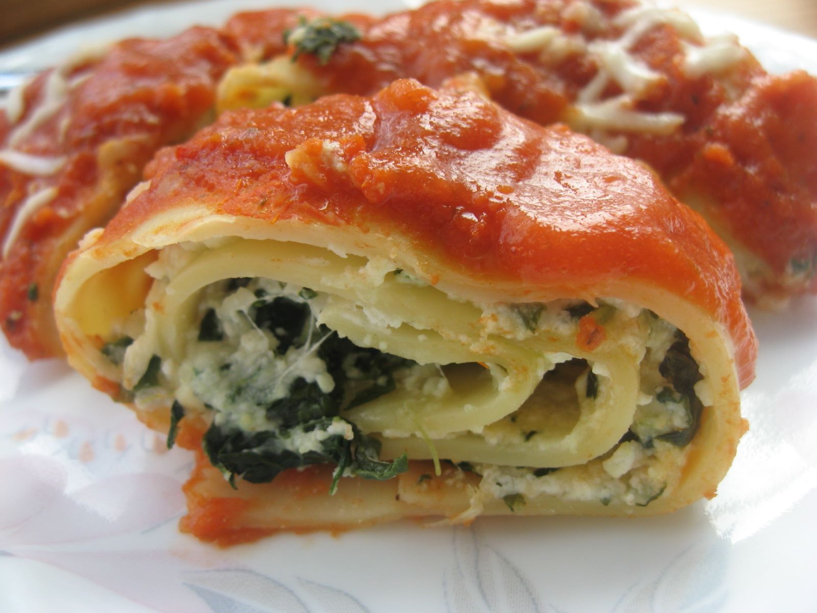 spinach-roll-ups-recipe