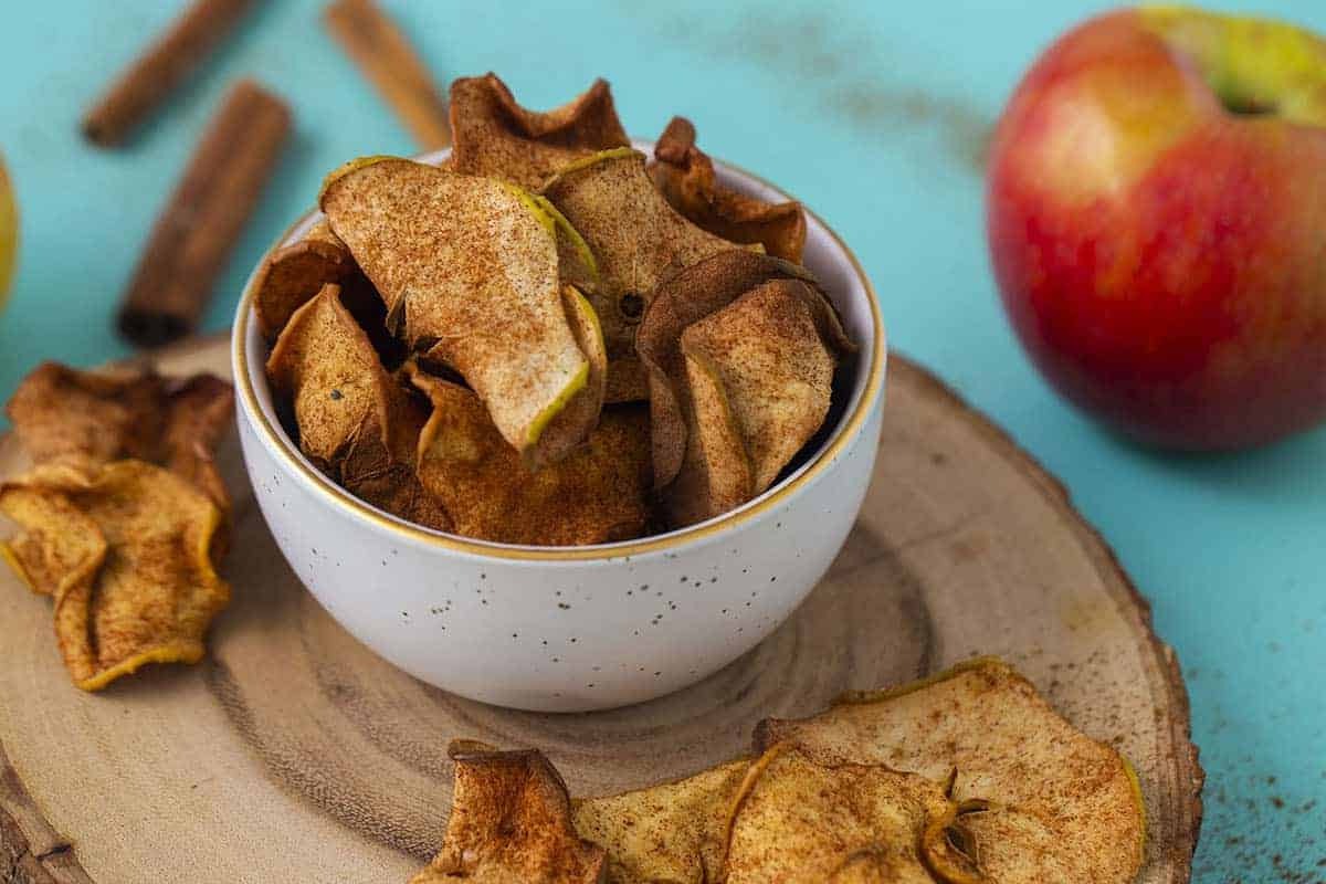 air-fryer-apple-chips-recipe