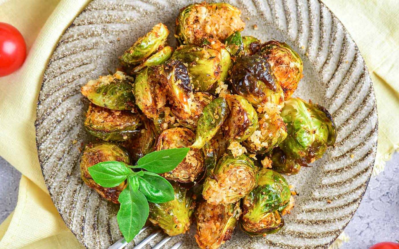 air-fryer-garlic-parmesan-brussels-sprouts-recipe