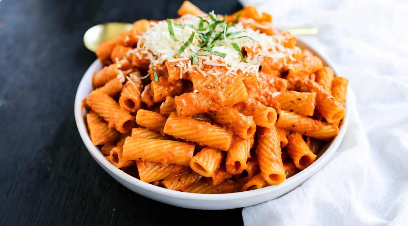 roasted-red-pepper-pasta-recipe