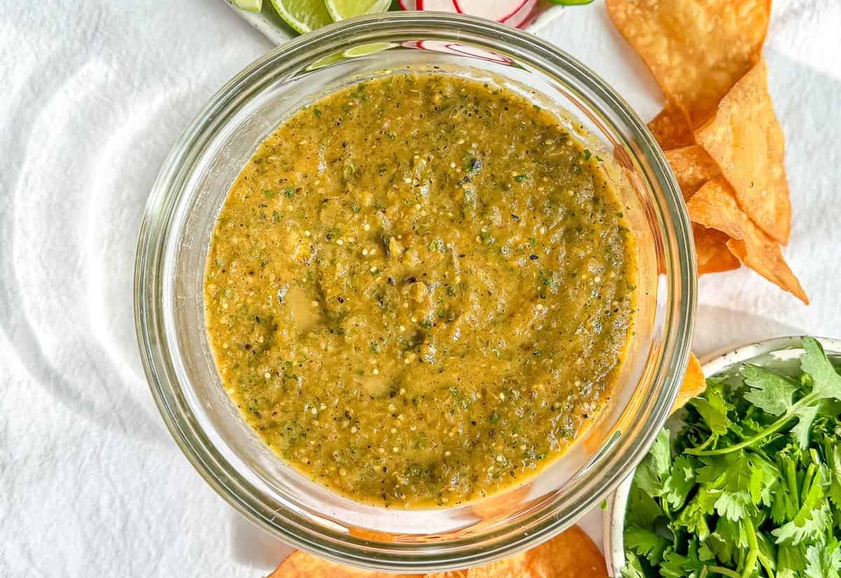 roasted-tomatillo-salsa-recipe