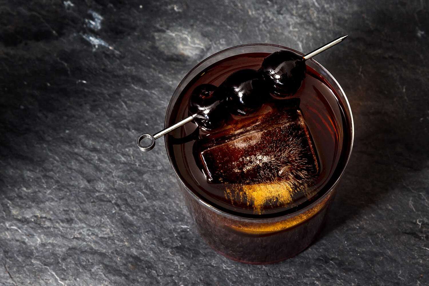 black-russian-cocktail-recipe