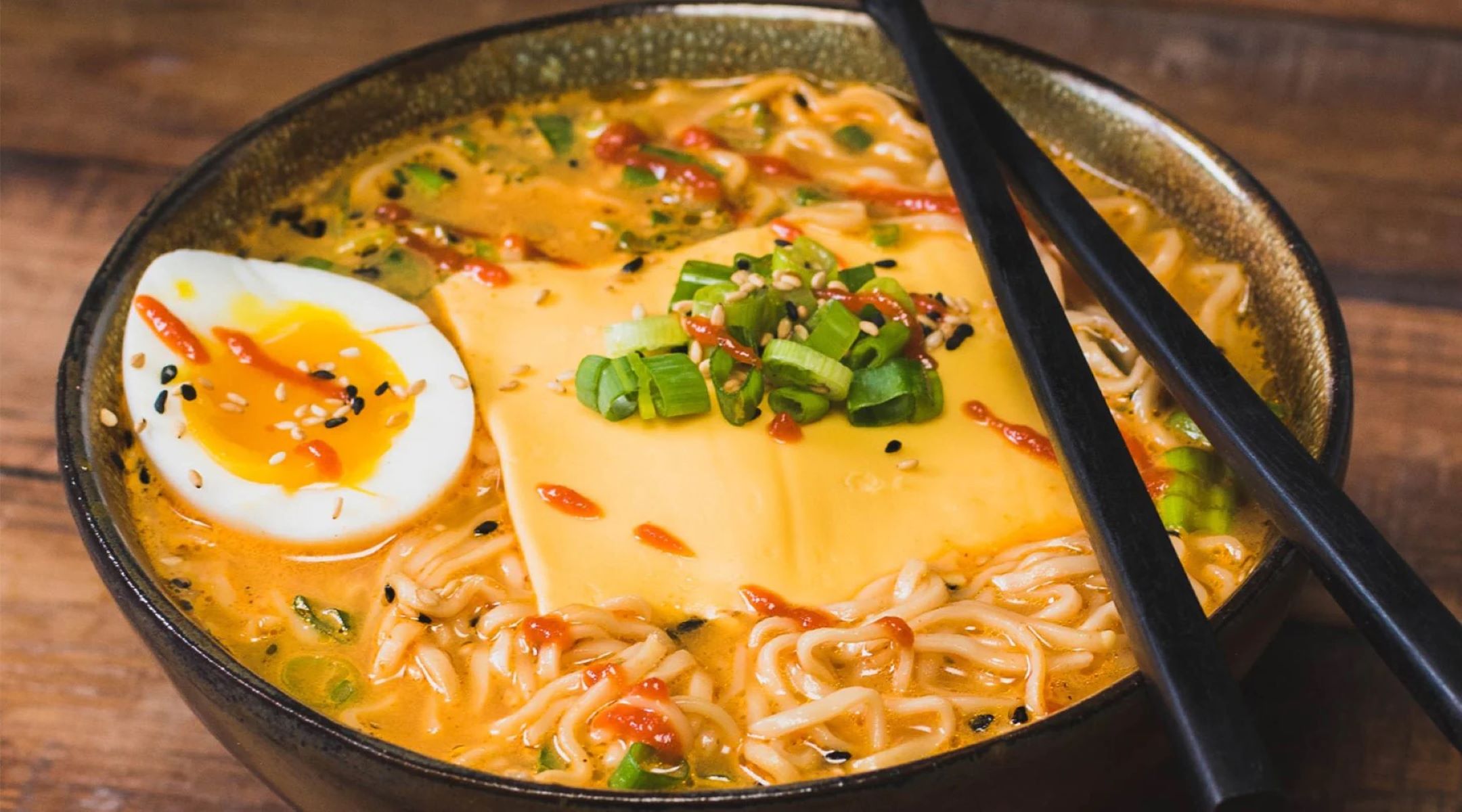 cheesy-ramen-noodles-recipe