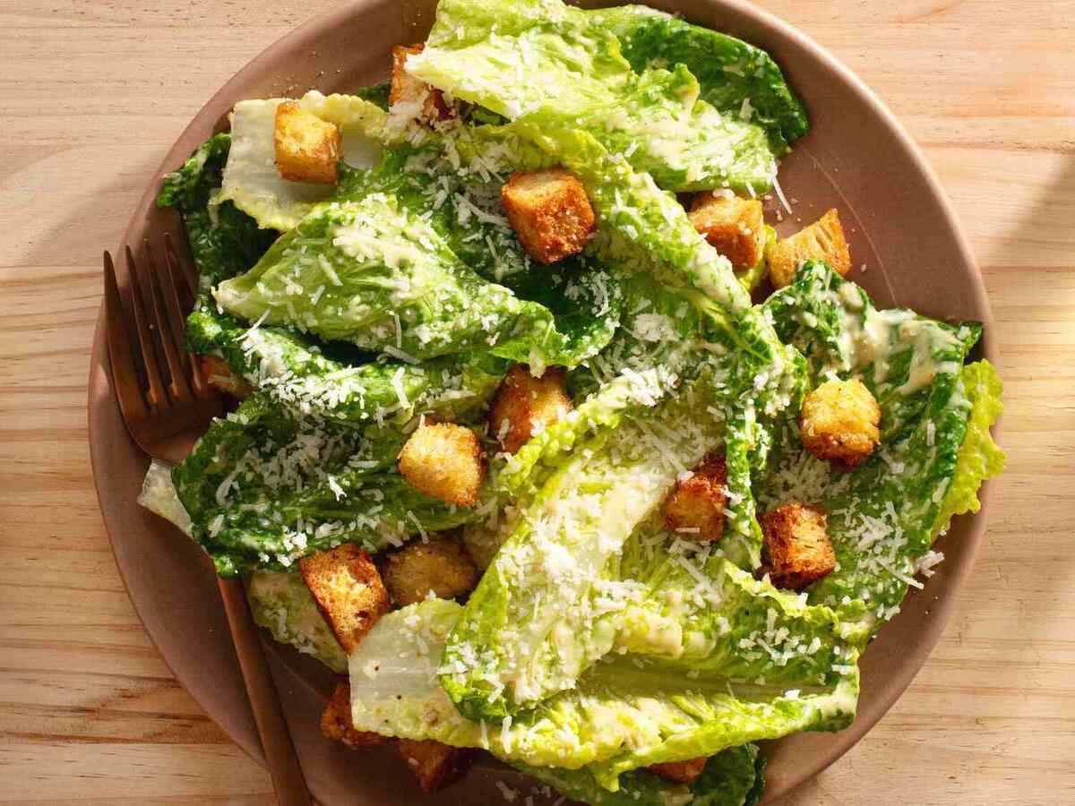 classic-restaurant-caesar-salad-recipe