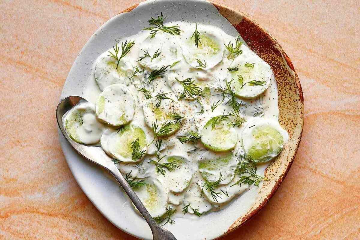 mizeria-polish-cucumber-salad-recipe