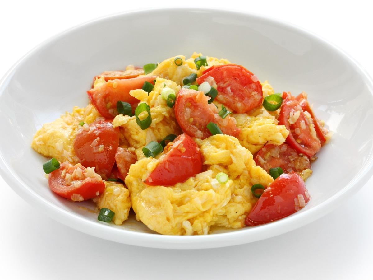 scrambled-eggs-and-tomatoes-recipe