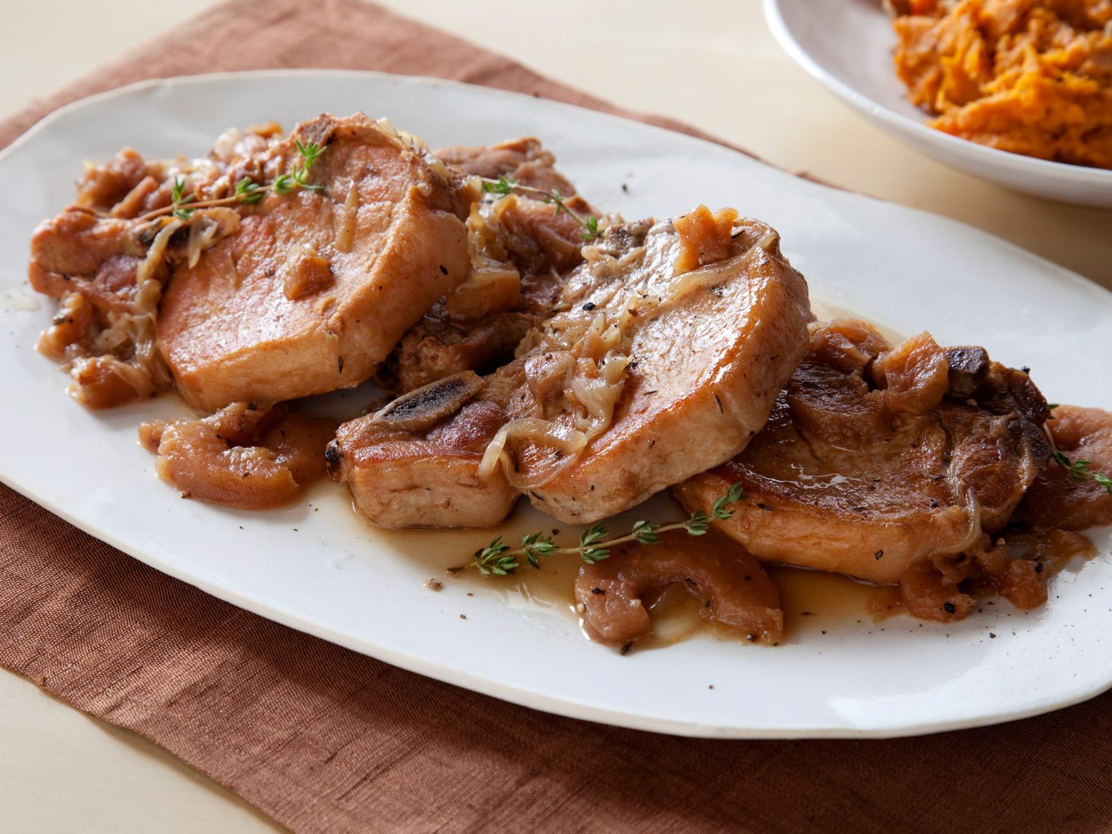 slow-cooker-pork-chops-recipe