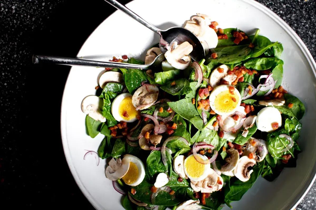 spinach-salad-with-warm-bacon-mustard-dressing-recipe