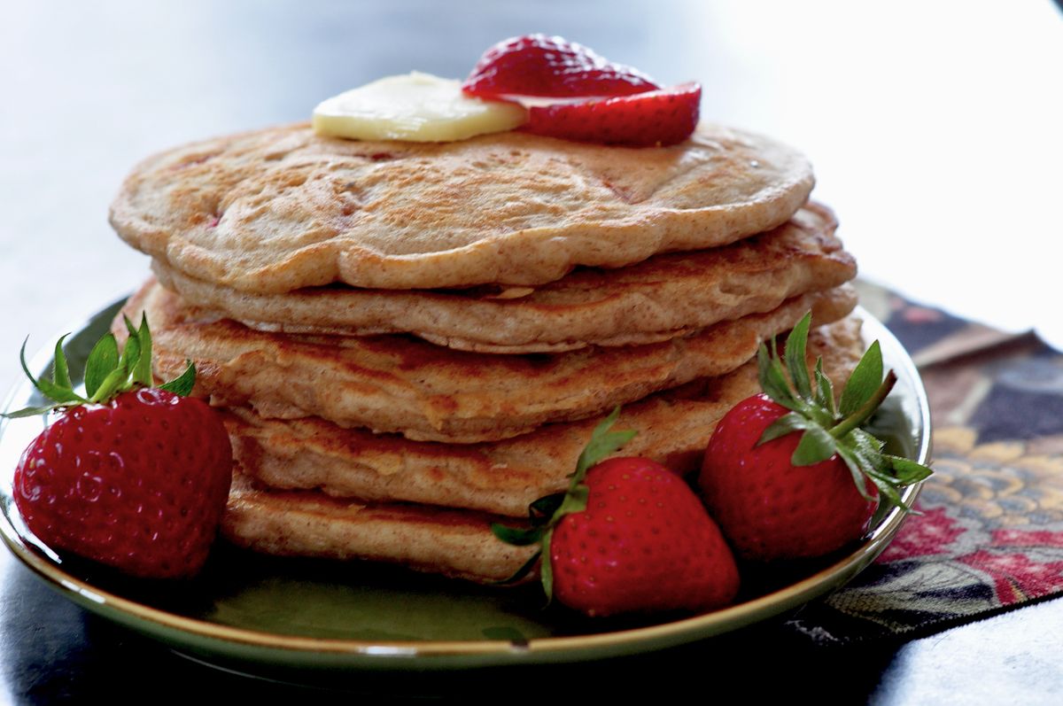 strawberry-vanilla-pancakes-recipe