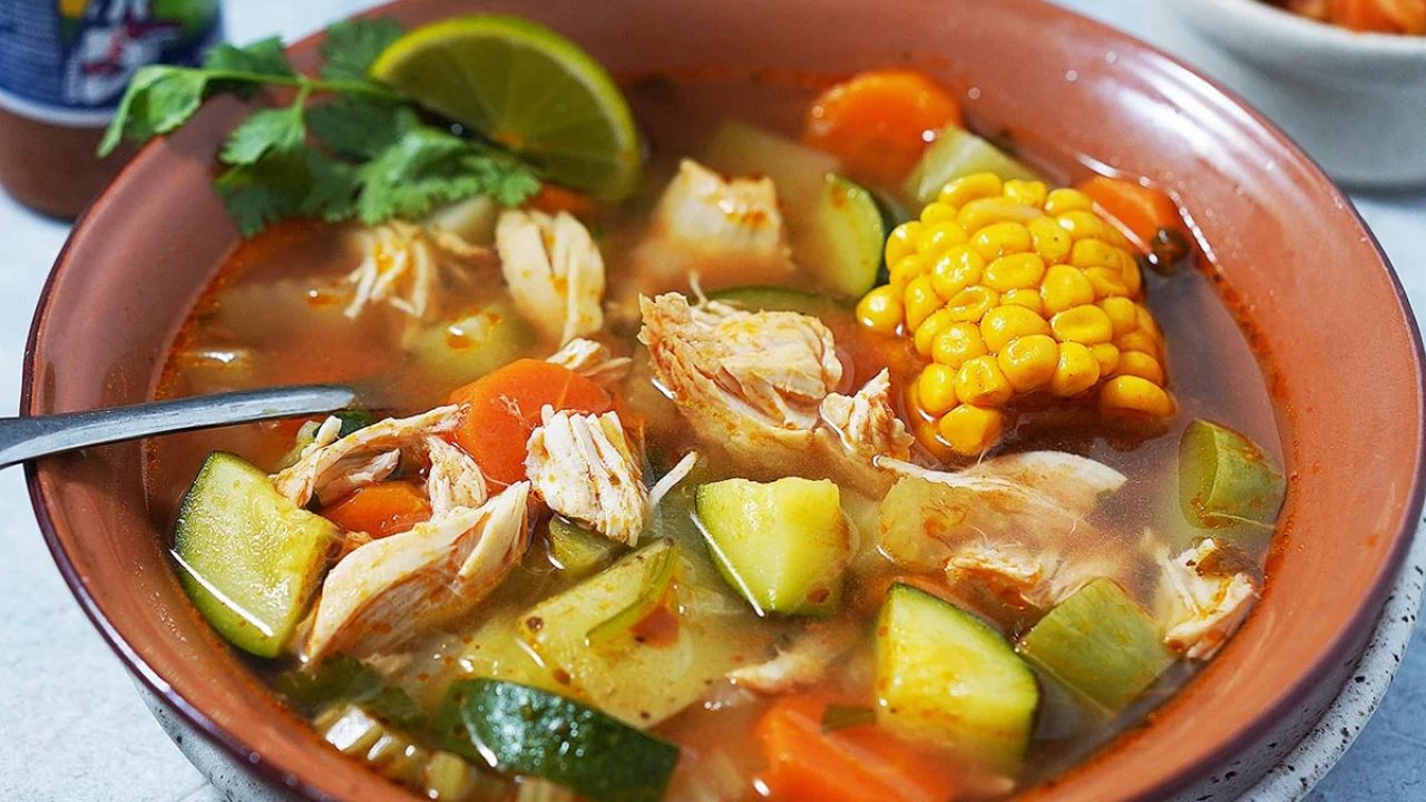 caldo-de-pollo-recipe