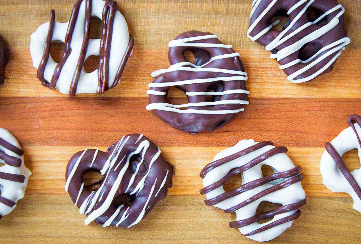 candy-coated-pretzels-recipe