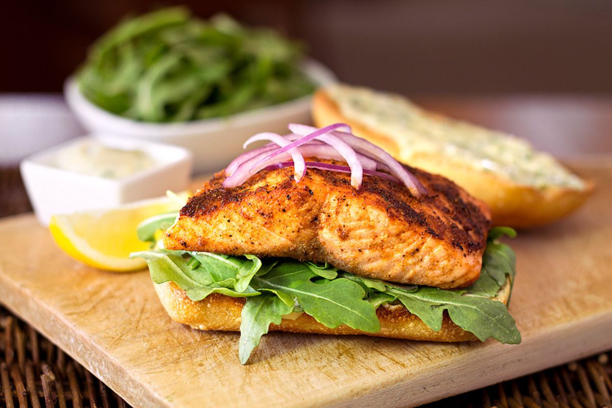 grilled-salmon-sandwich-recipe