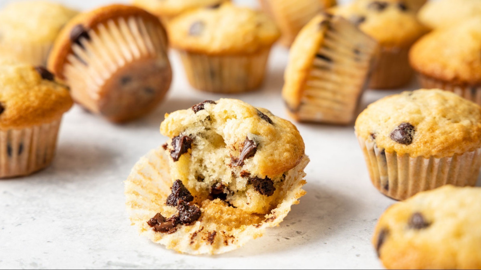 chocolate-chip-mini-muffins-recipe