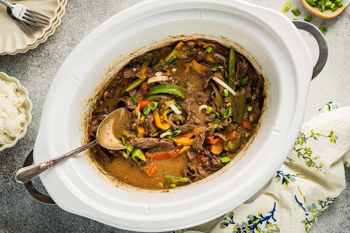 slow-cooker-pepper-steak-recipe