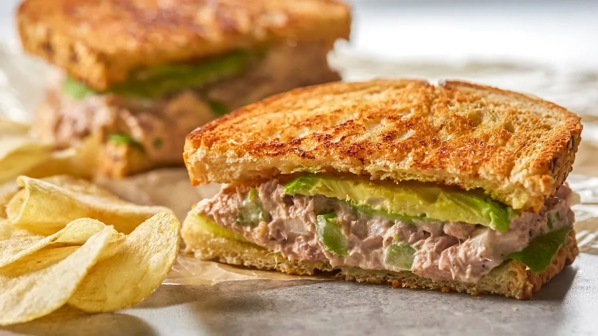spicy-tuna-fish-sandwich-recipe